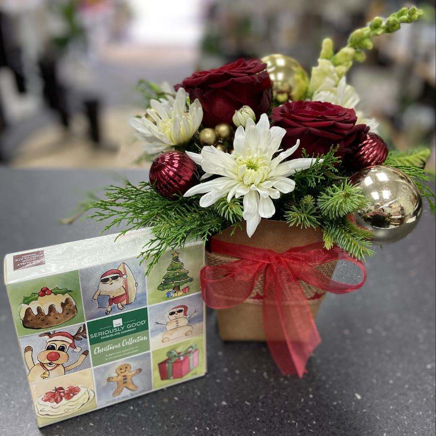 Christmas Flowers & Chocolates | Festive Gift Set | WILDbella Florist Waikato