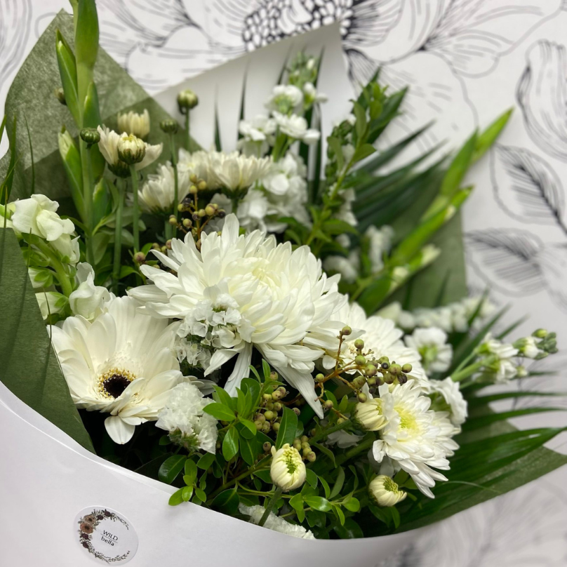 Fresh Neutrals Bouquet | WILDbella Florist Waikato