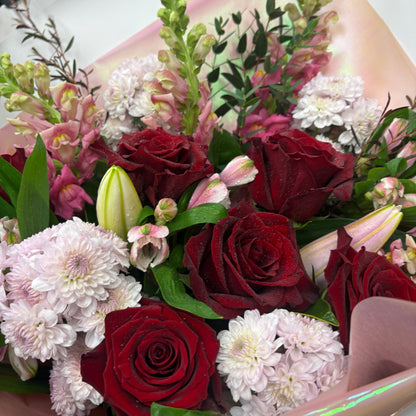 Bouquet - Lots of Love